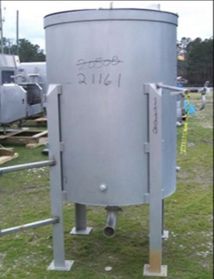 400-Gallon Mixing Tank