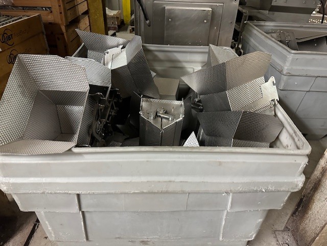 Triangle Scale 14-Bucket (3 pcs)
