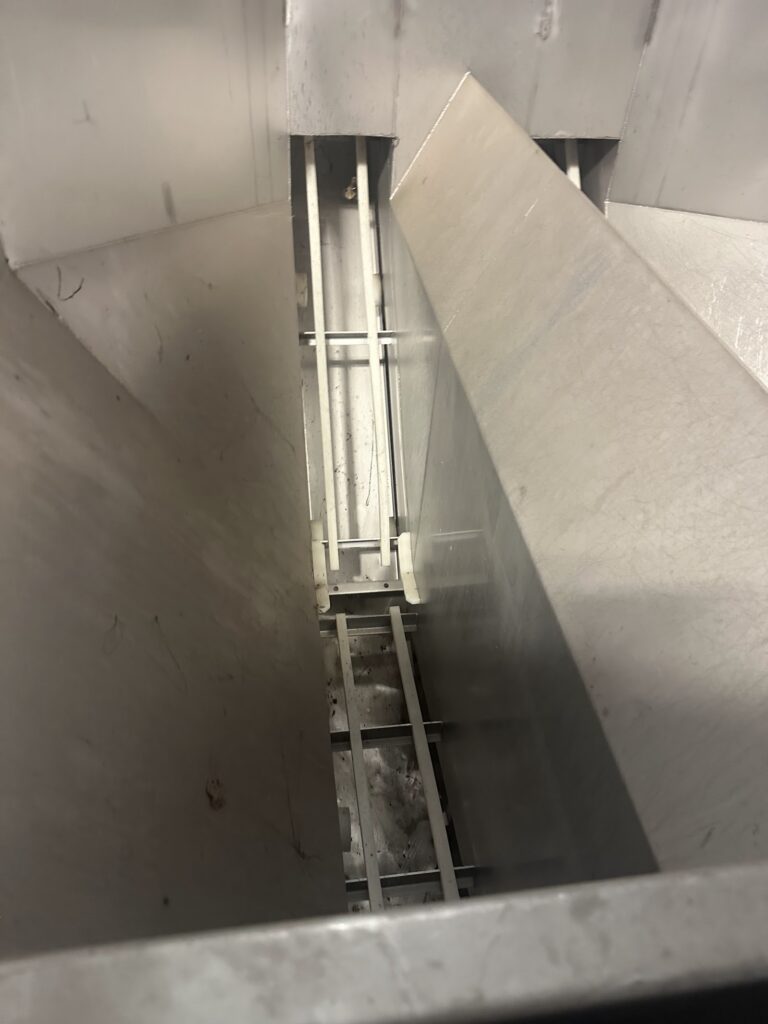 Dual Belt Hopper Conveyor